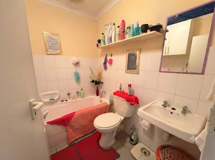 To Let 2 Bedroom Property for Rent in Seaside Longships Western Cape